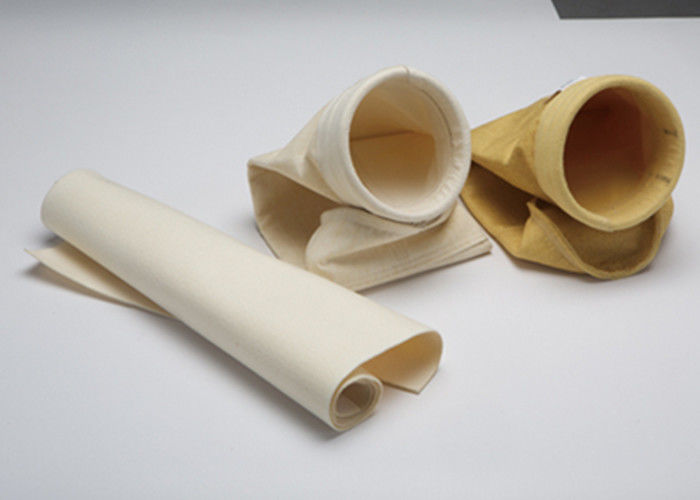L'anti ago statico del poliestere di 0.1um 550gsm ha ritenuto i sacchetti filtro